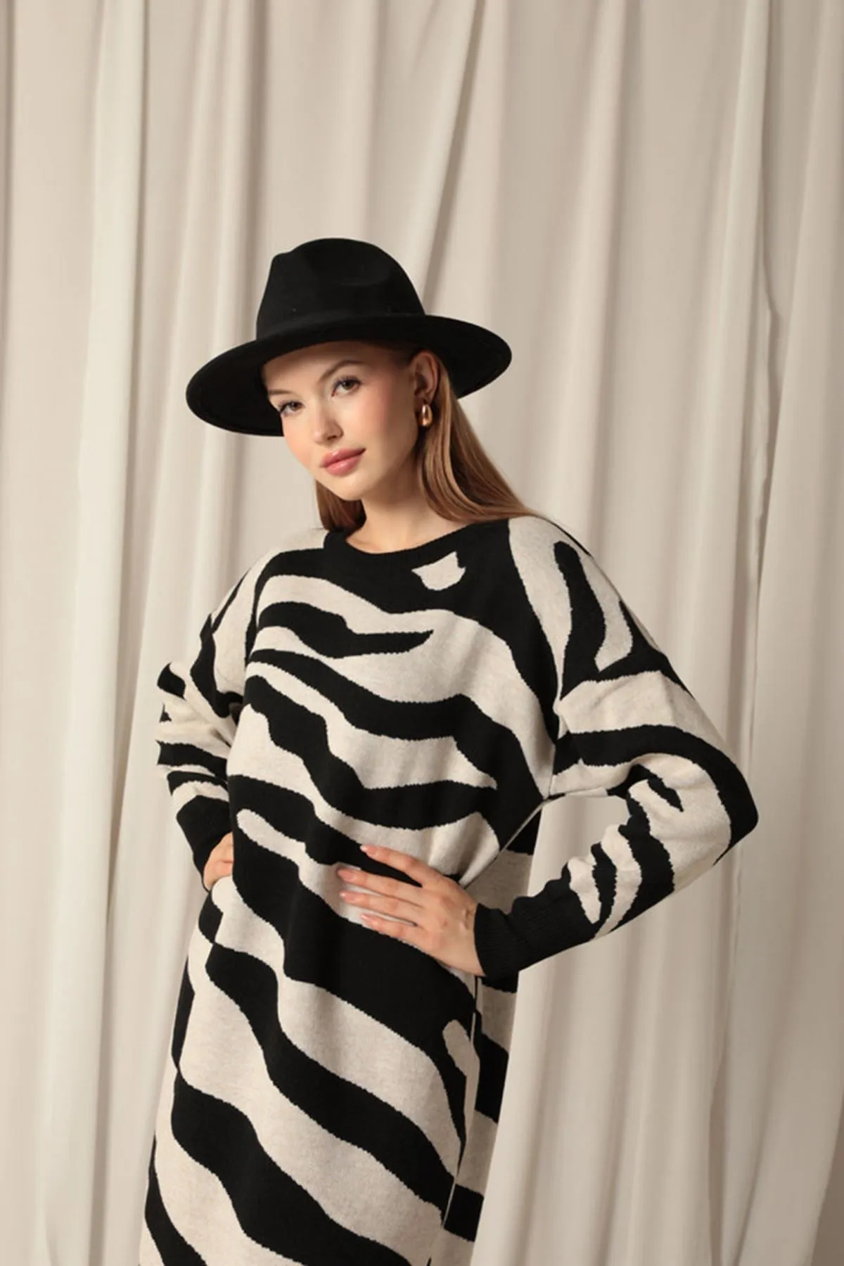 Knitwear Fabric Maxi Stone Dress