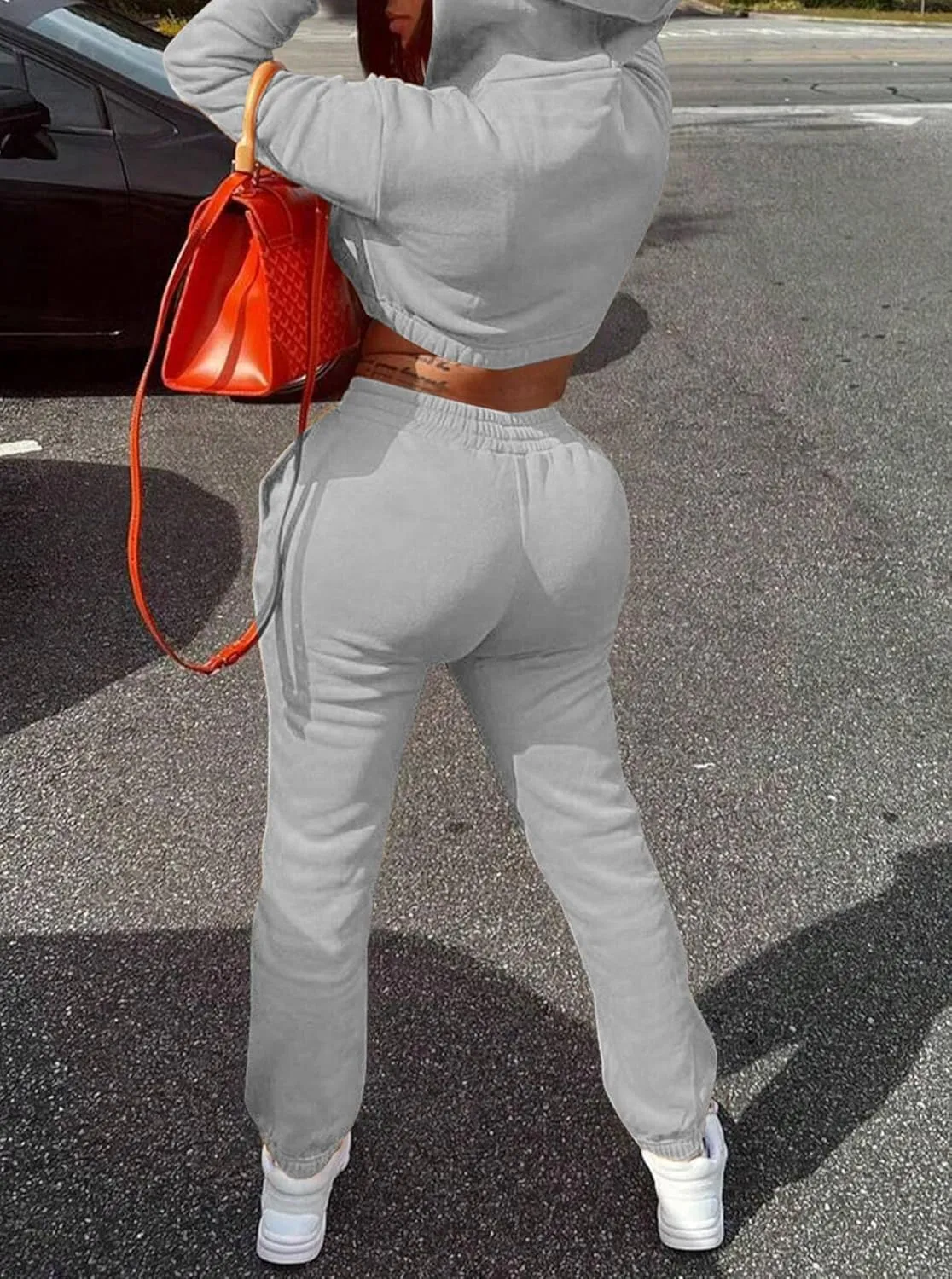 LovelyWholesale Women 2 Piece Outfits Long Sleeve Crop Hoodies and Pants Sweatsuit Set