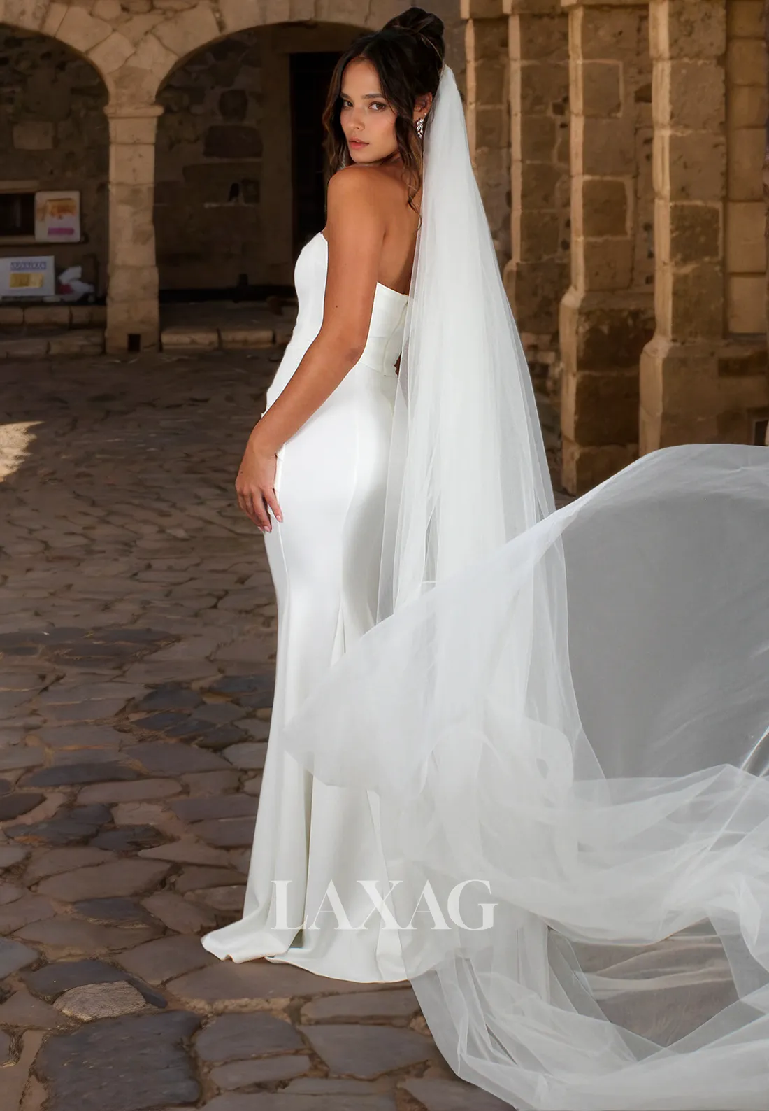 Strapless Sleek Satin Mermaid Elegant Wedding Dress with Train