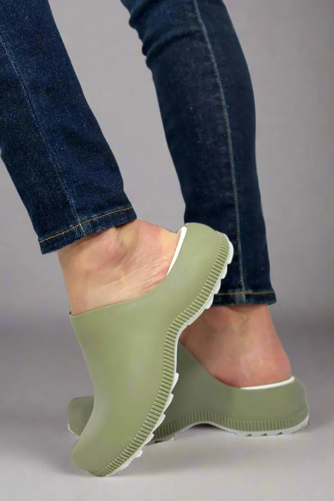 Sven Luxmotion Molded Clog - Fern